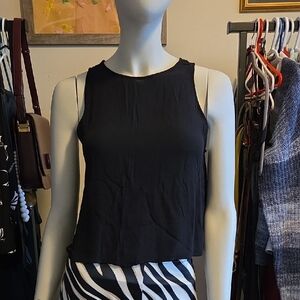 Aritzia Wilfred Octave Trapeze Black Cropped Tank Top